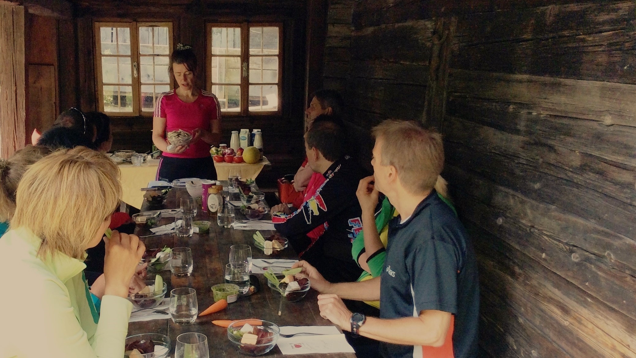 Waldfruehstueck - longevity moments retreat Südtirol Ursula