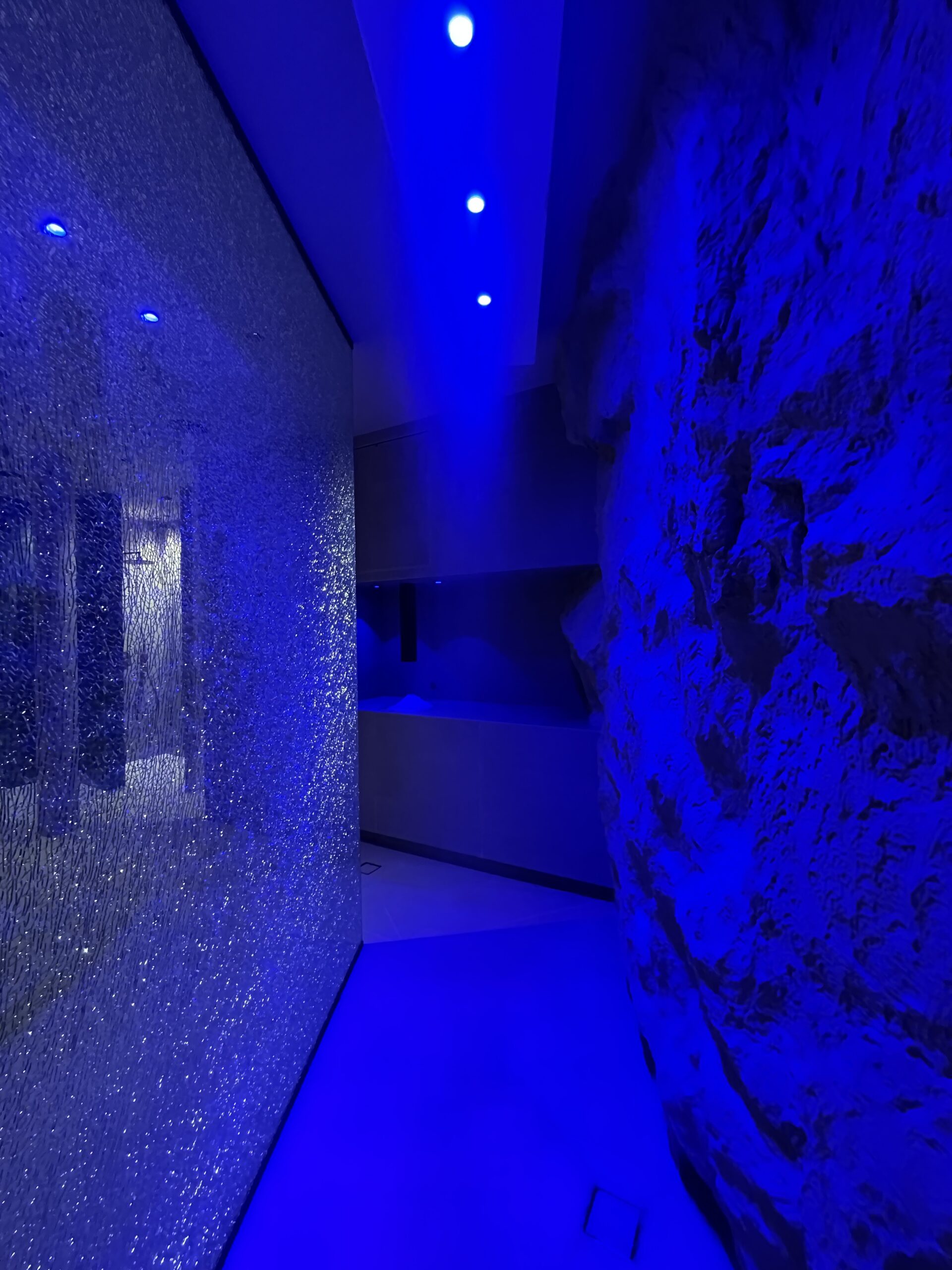 Day Spa South Tyrol Ahrntal - Hotel My Mountain Moments - Glaceria Ice Mist Longevity